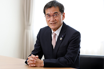 Takashi Takaya　Personnel , General Affairs , Risk Management , Compliance & Digital Transformation