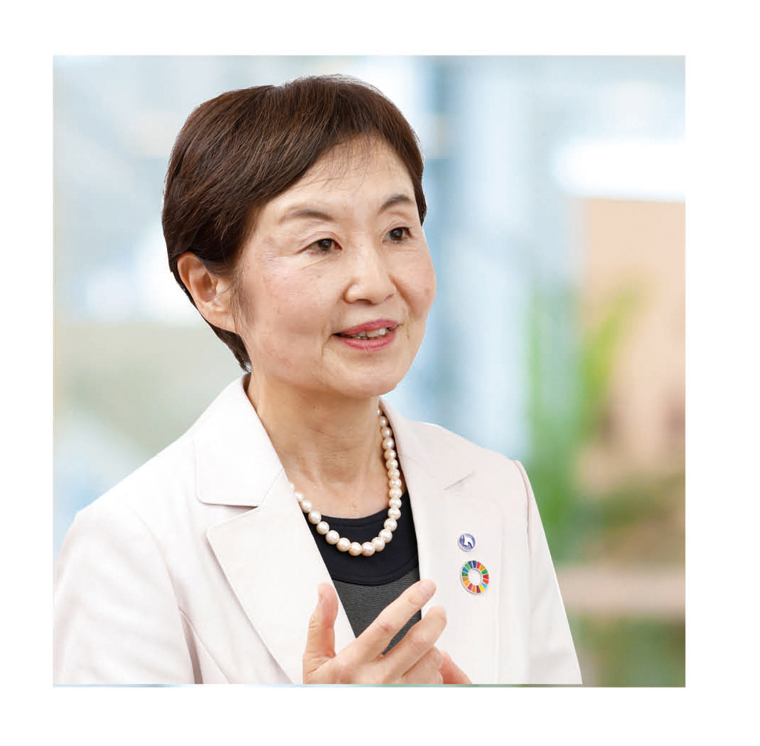 社外取締役 西 真弓