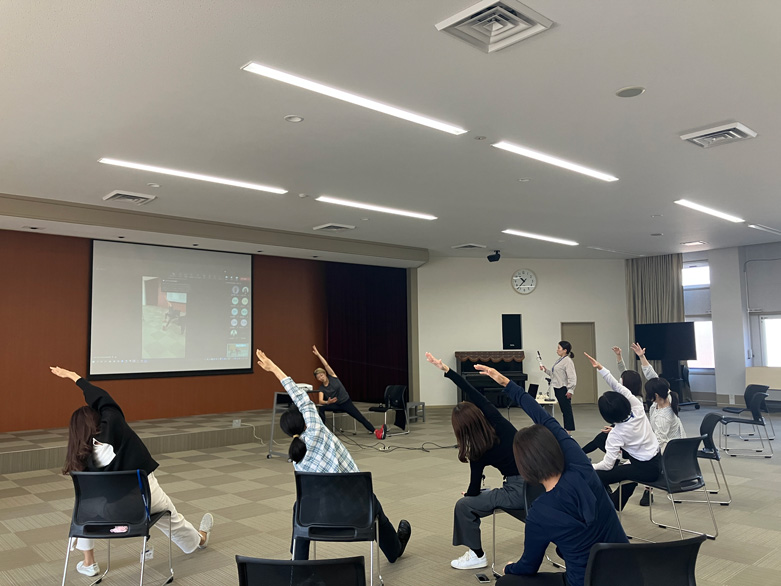 ヨガ企画の様子