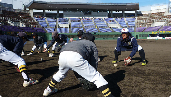 A baseball lesson for children